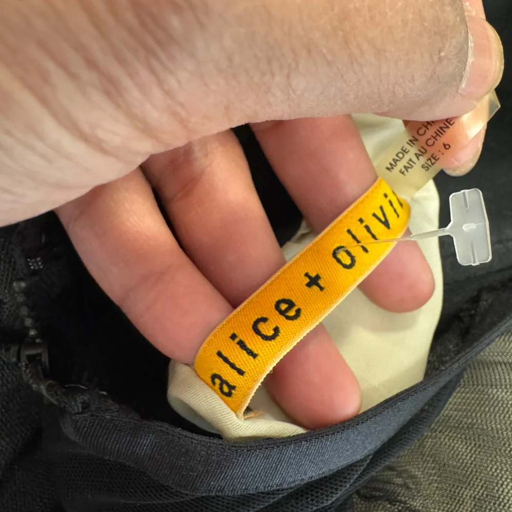 Alice + Olivia Leather Tulle Dress Black Fit Flare Party Mini Size 6 Dark Goth - Picture 13 of 15